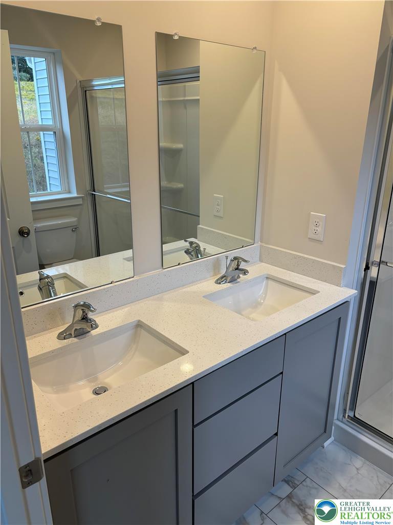 7680 Clayton Avenue Property Photo 7