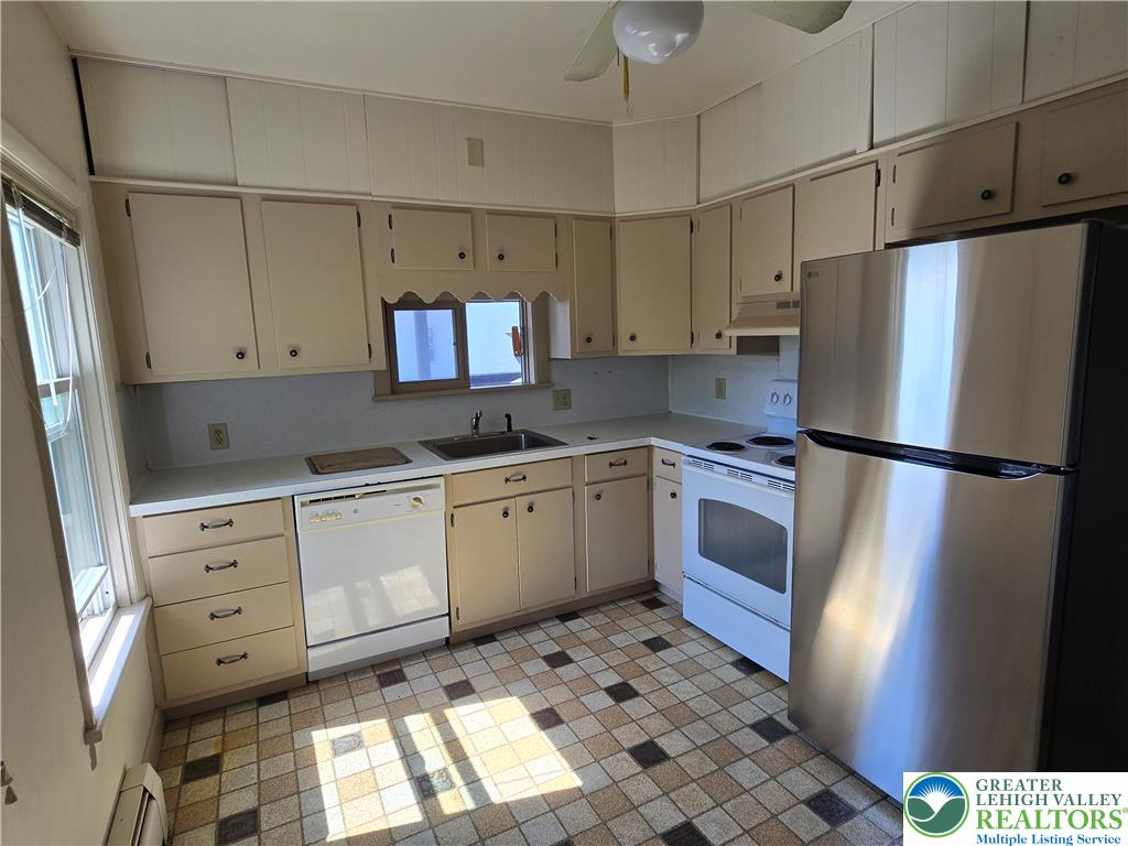 632 Linden Street 2 Property Photo 4