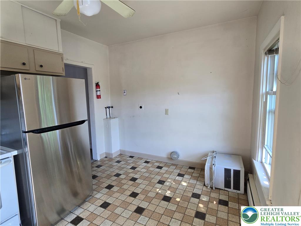 632 Linden Street 2 Property Photo 5