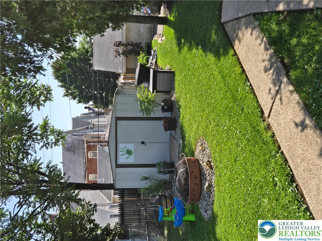 632 Linden Street 2 Property Photo 14
