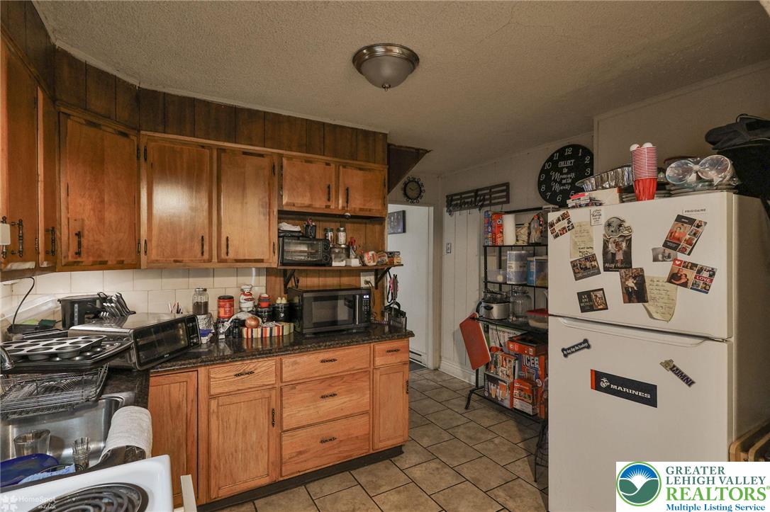518 North New Street Property Photo 18