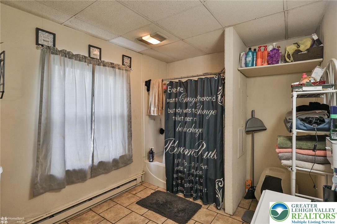 518 North New Street Property Photo 20