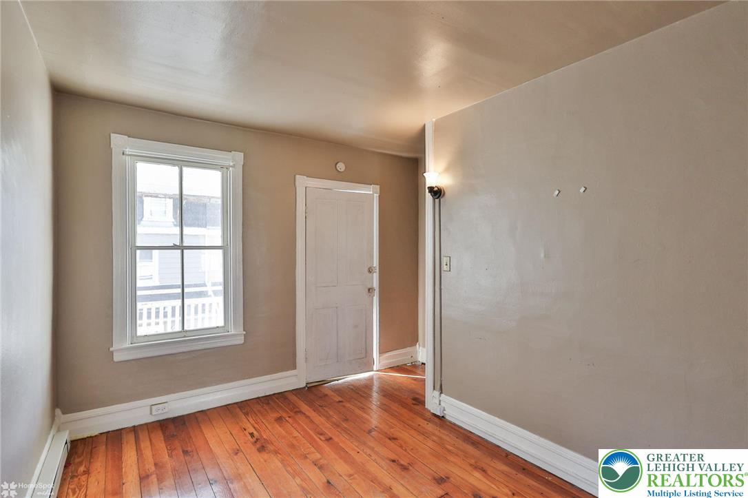 934 West Pine Street Property Photo 39