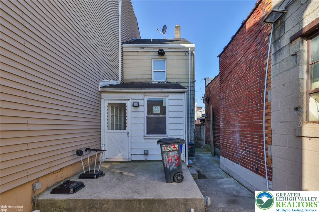 143 North 5th Street Property Photo 32