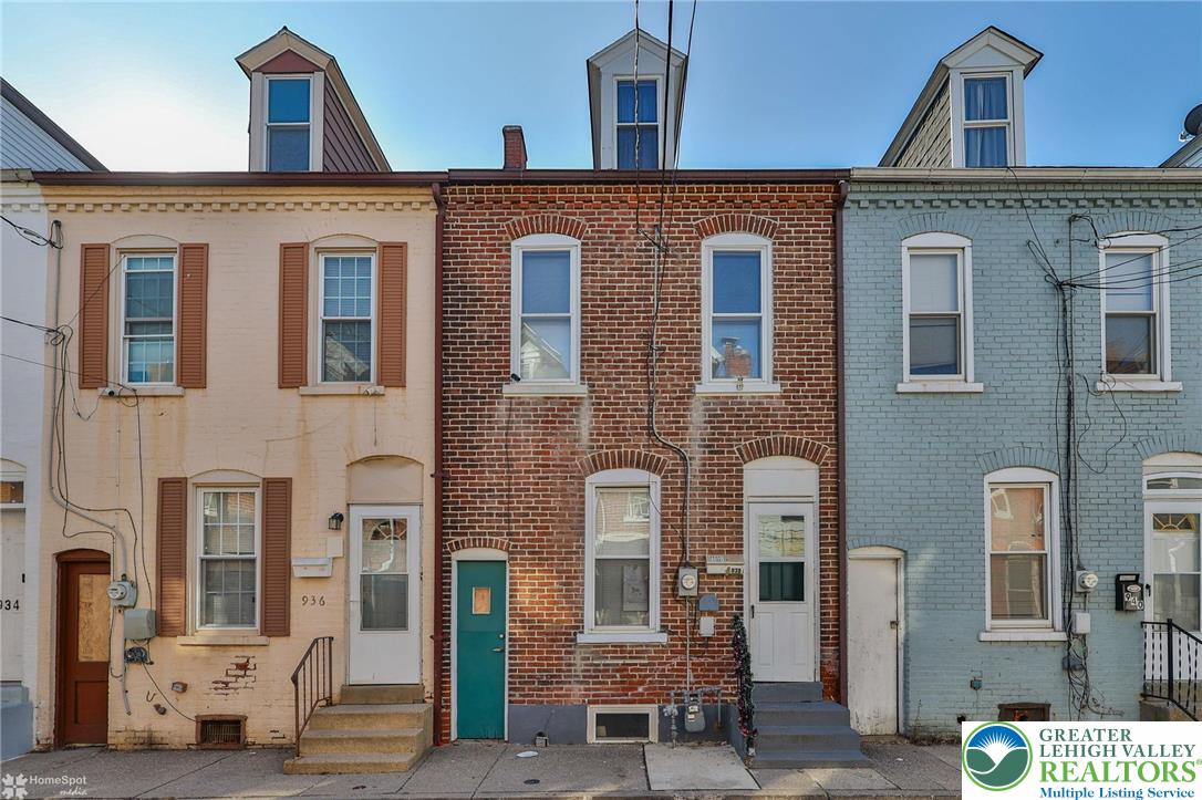 938 North Street Property Photo 2