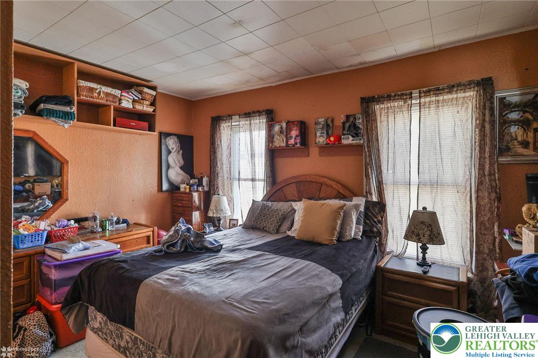 938 North Street Property Photo 15