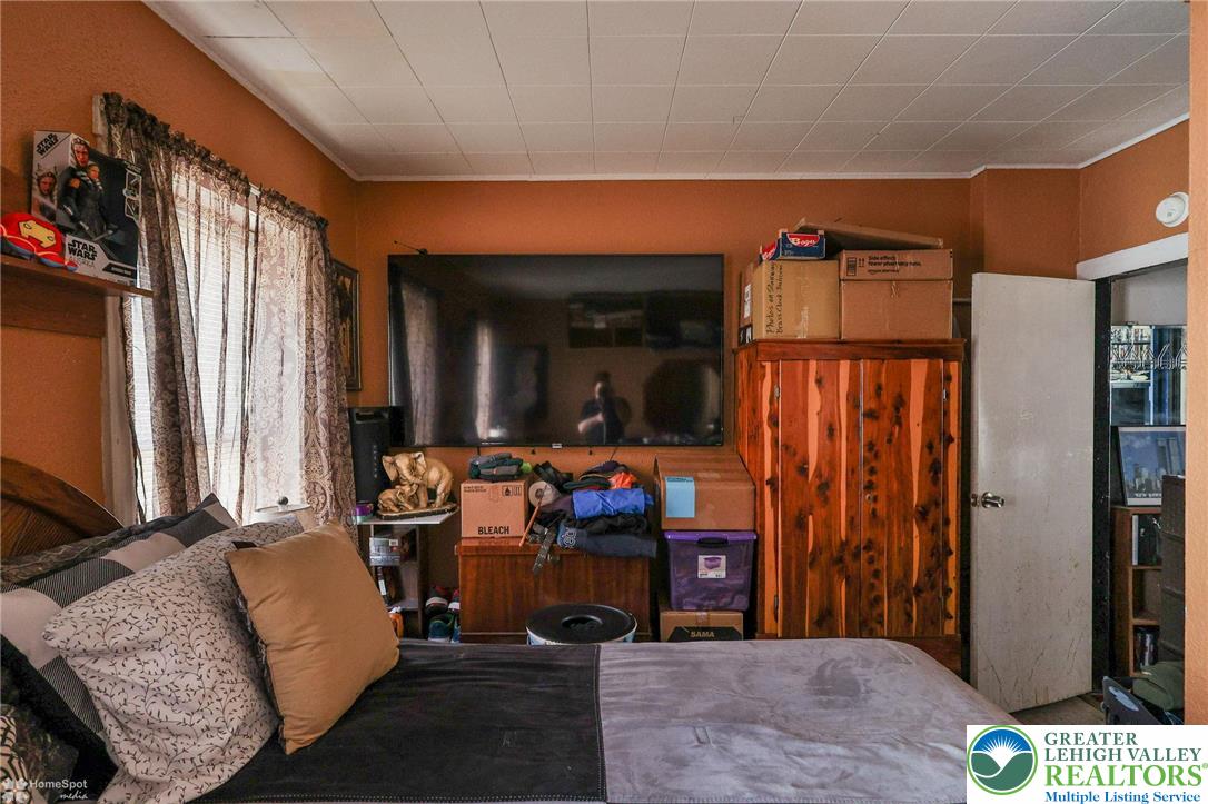 938 North Street Property Photo 19