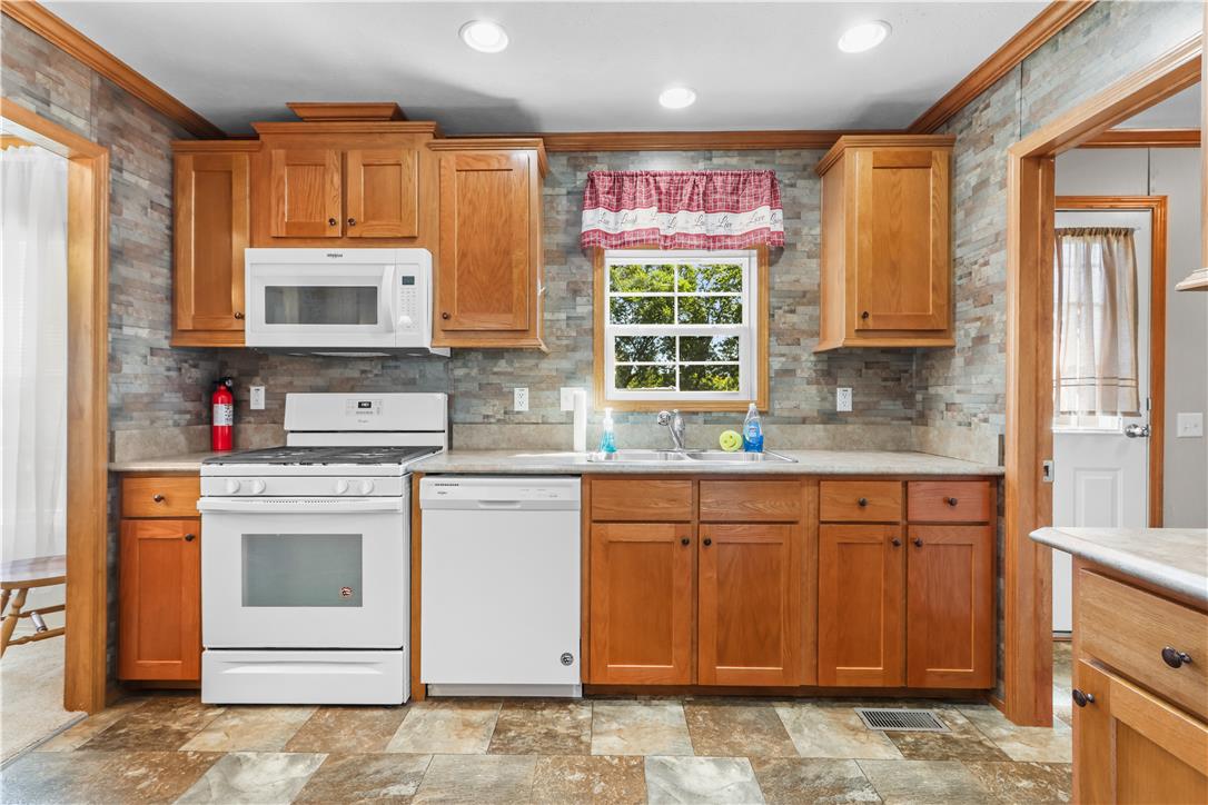 2 Woodview Court Property Photo 9