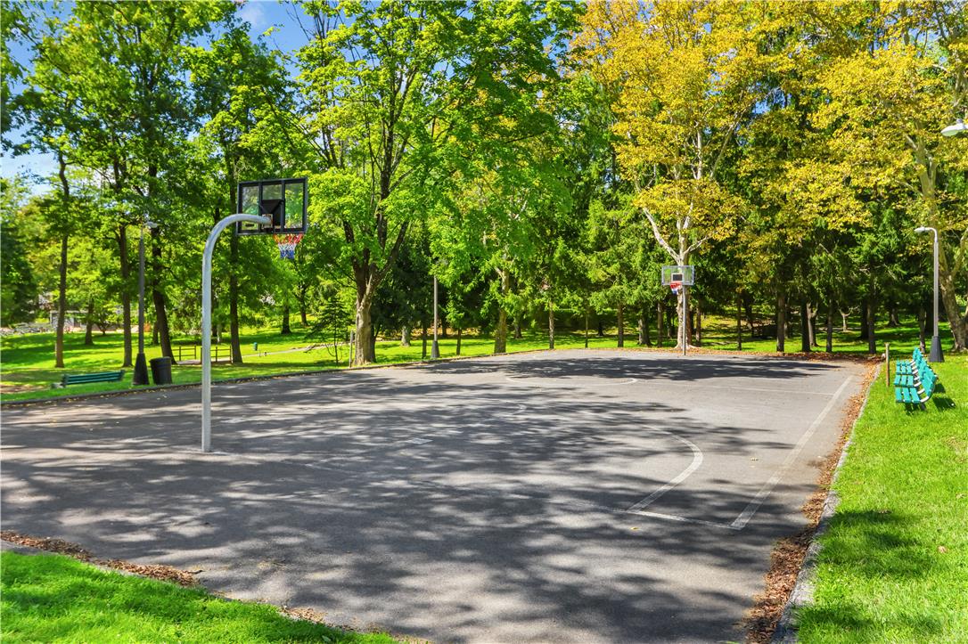 2 Woodview Court Property Photo 27