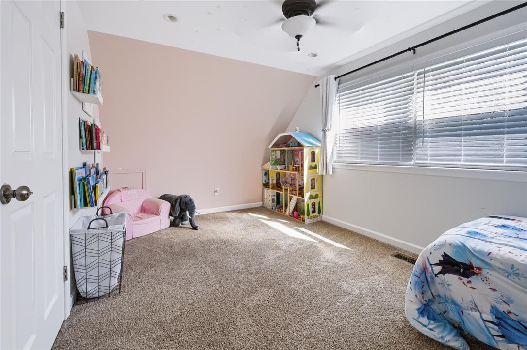 1242 Walnut Lane Property Photo 12