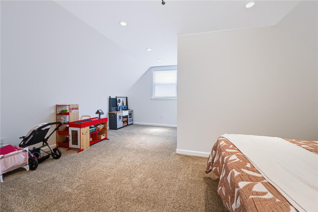 1242 Walnut Lane Property Photo 15