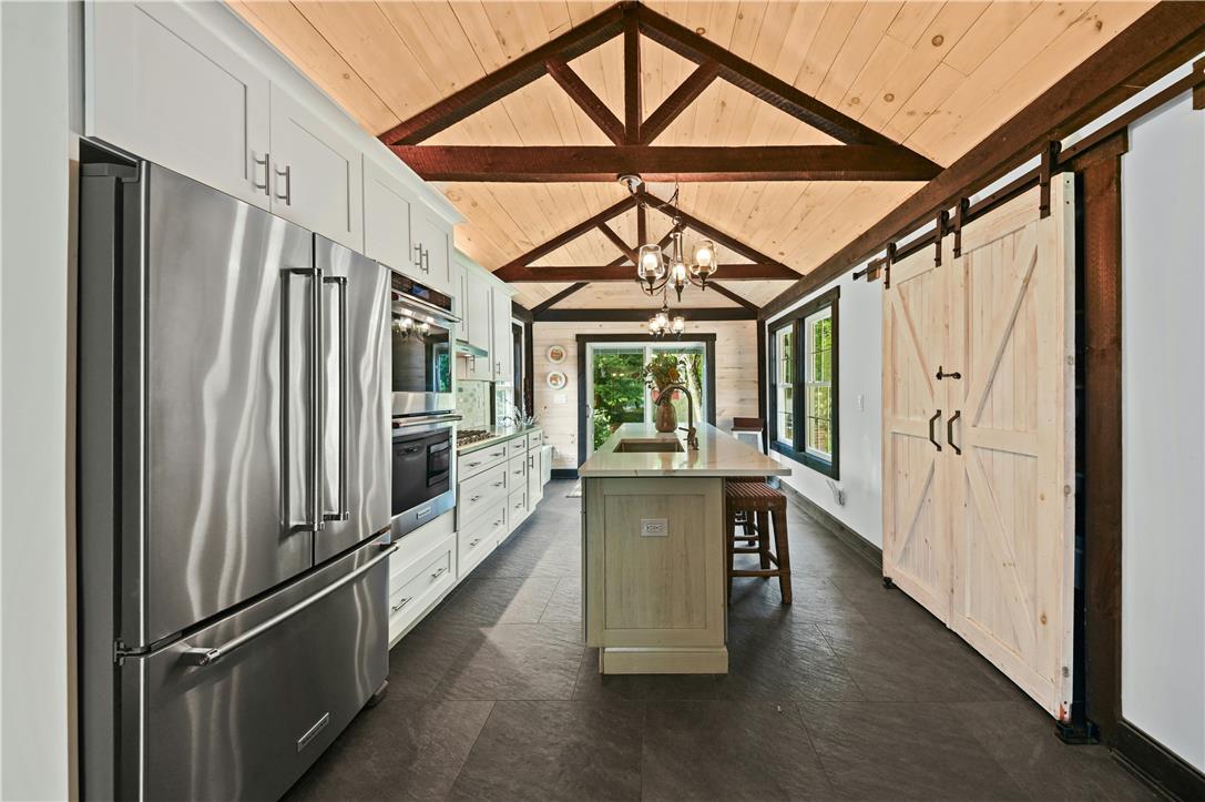 1442 River Road Property Photo 10
