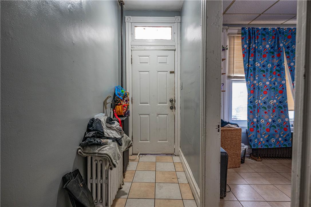 1138 West Maple Street Property Photo 2