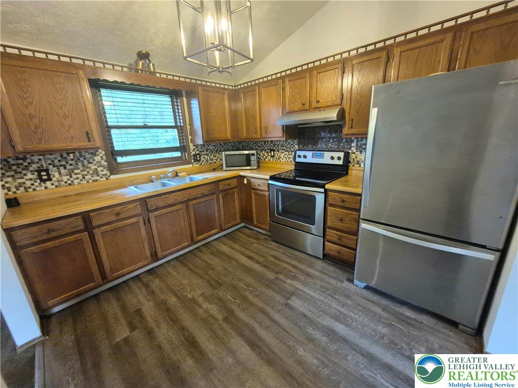 159 Heather Drive Property Photo 9