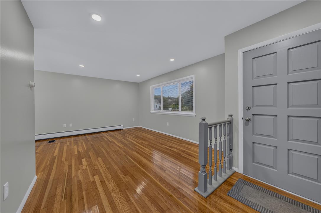 636 Snyder Street Property Photo 10