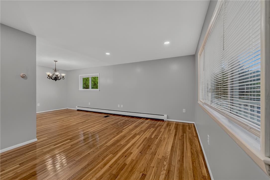 636 Snyder Street Property Photo 14