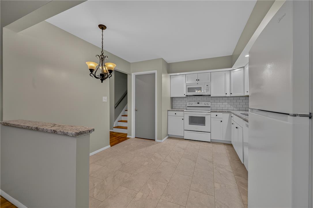 636 Snyder Street Property Photo 22