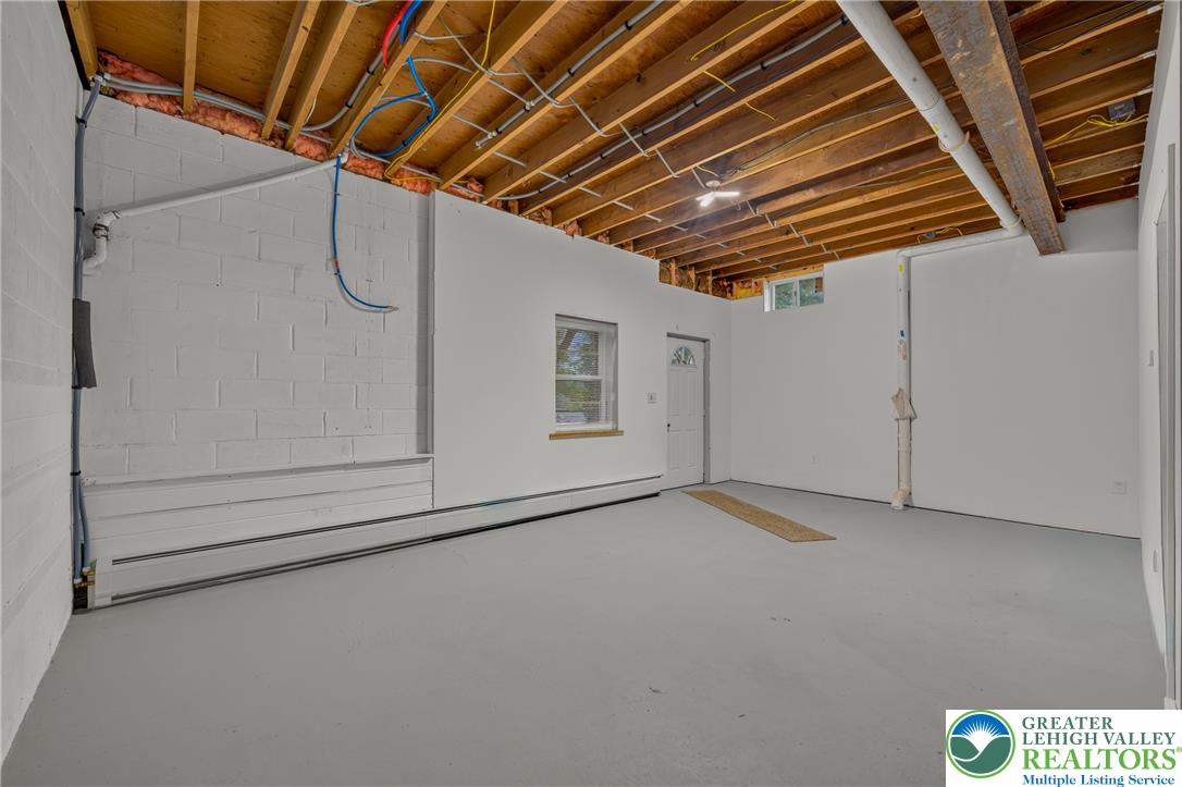 636 Snyder Street Property Photo 61