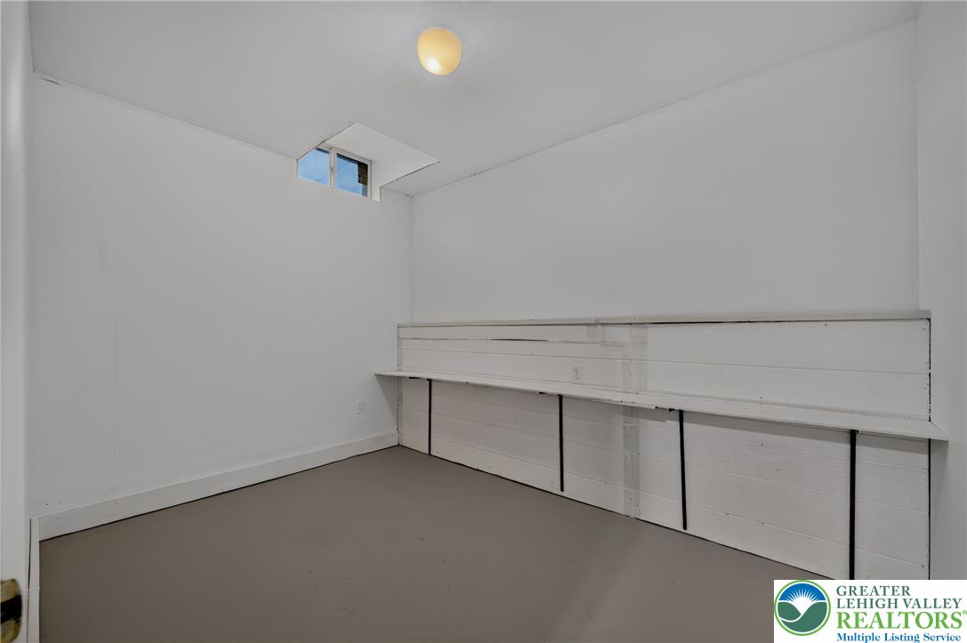 636 Snyder Street Property Photo 63