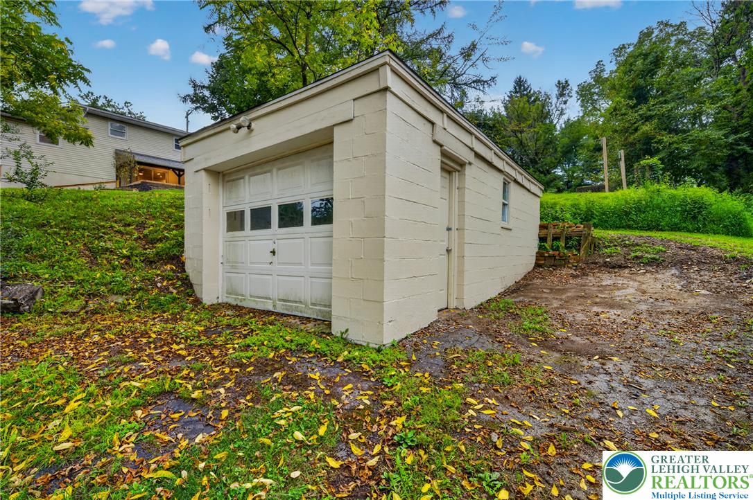 636 Snyder Street Property Photo 72