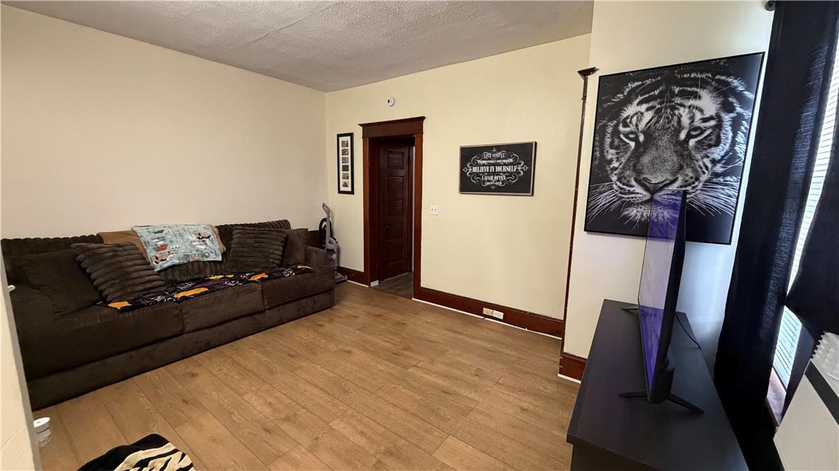 263 Lincoln Street Property Photo 4