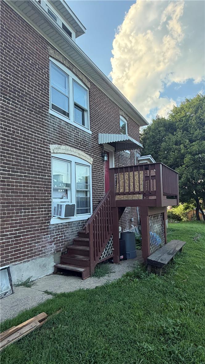 263 Lincoln Street Property Photo 13