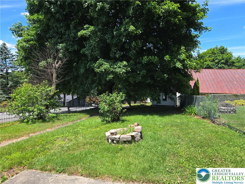 248 West Hazard Street Property Photo 2