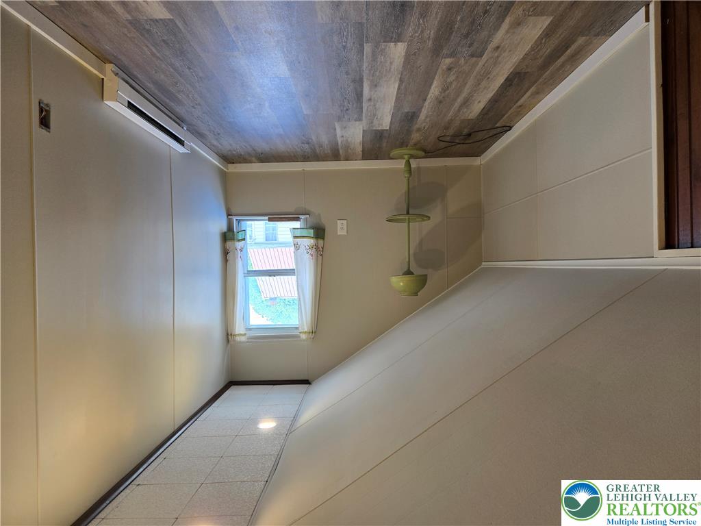 248 West Hazard Street Property Photo 16