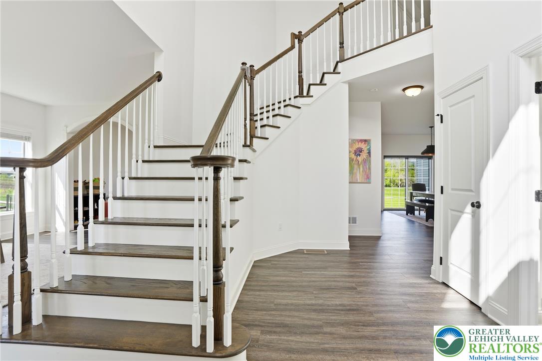 1275 Keller Road Property Photo 4