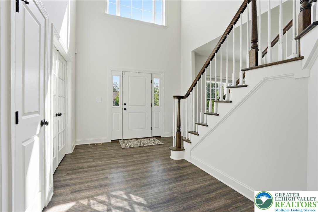 1275 Keller Road Property Photo 5