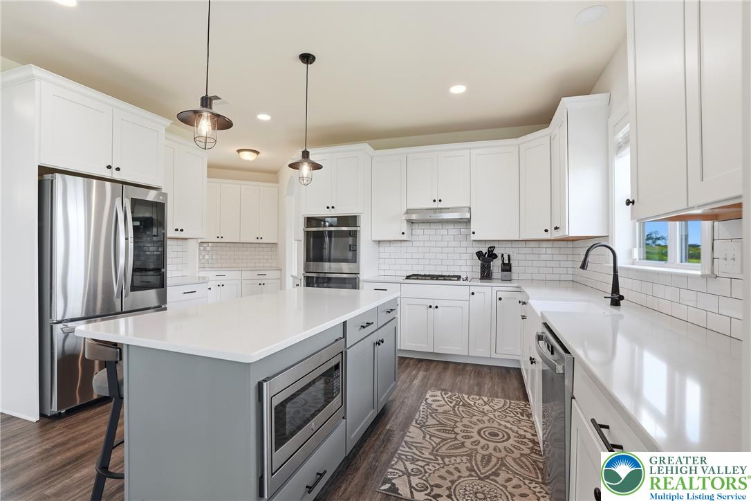 1275 Keller Road Property Photo 14