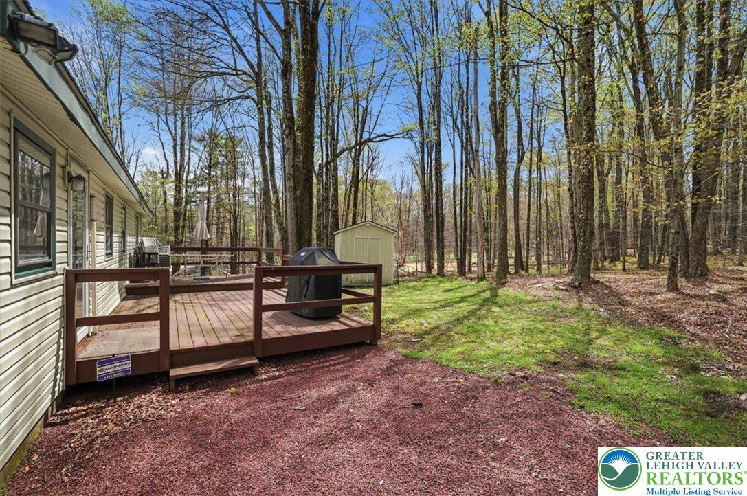 173 Bushkill Drive Property Photo 14
