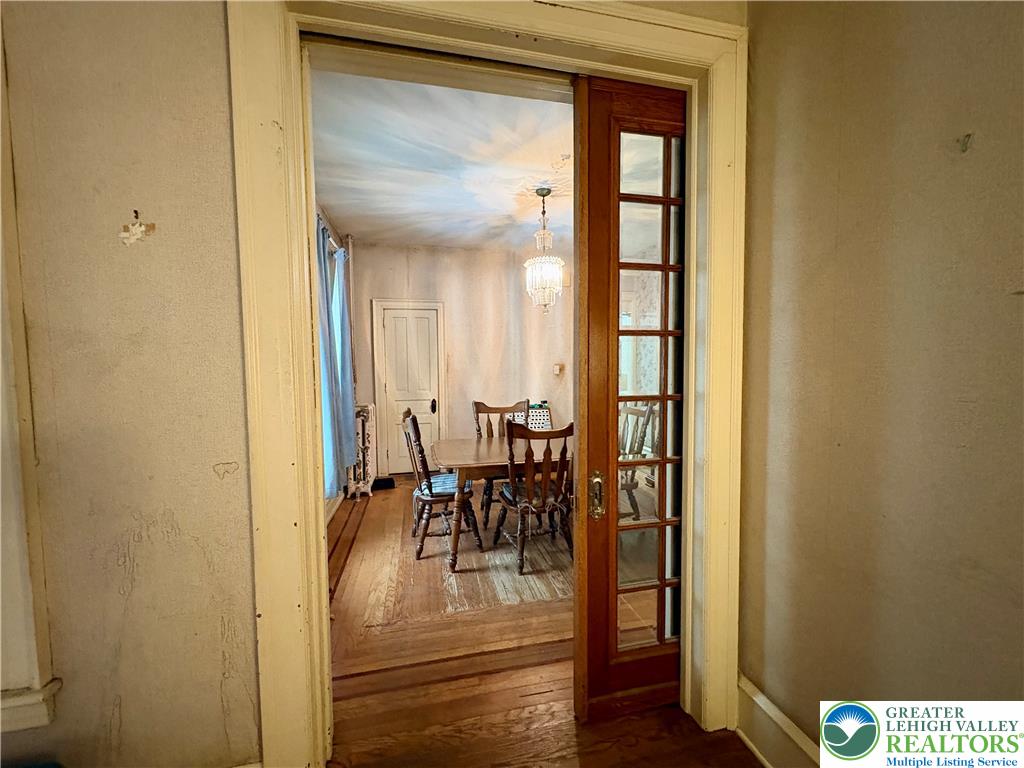1633 West Linden Street Property Photo 7