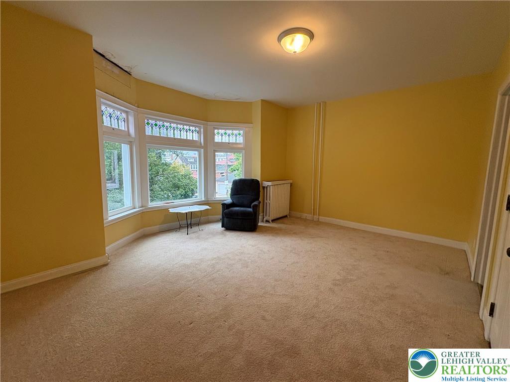 1633 West Linden Street Property Photo 10