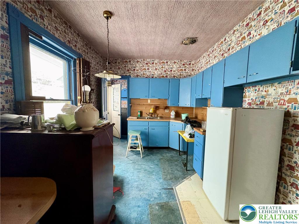 1633 West Linden Street Property Photo 11