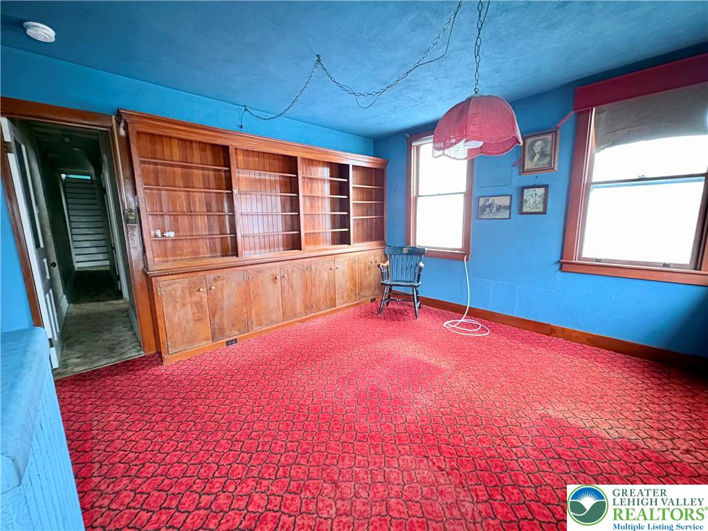 1633 West Linden Street Property Photo 14