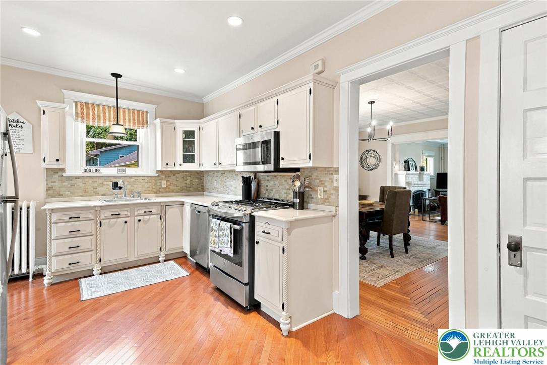 2530 Walnut Street Property Photo 13