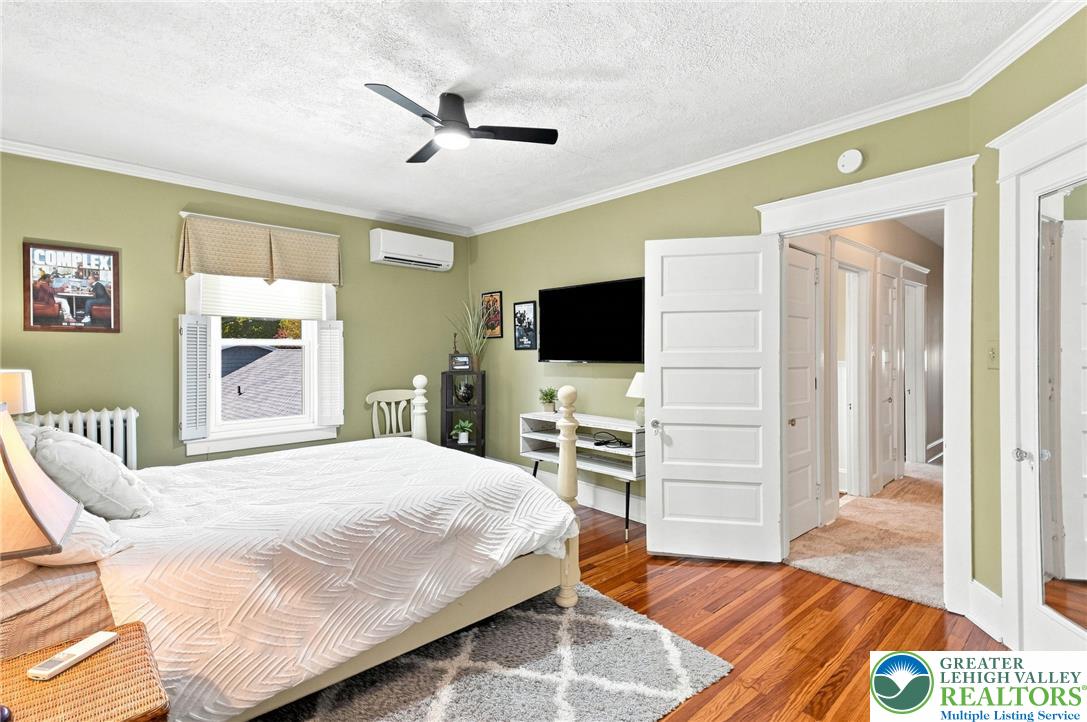 2530 Walnut Street Property Photo 19