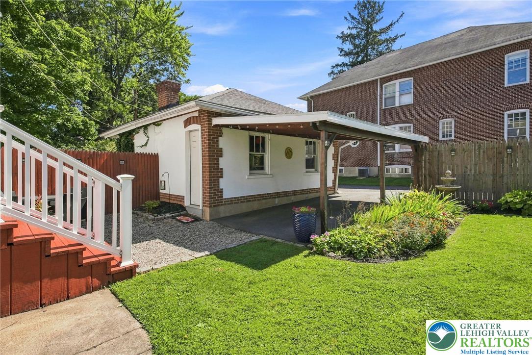 2530 Walnut Street Property Photo 33