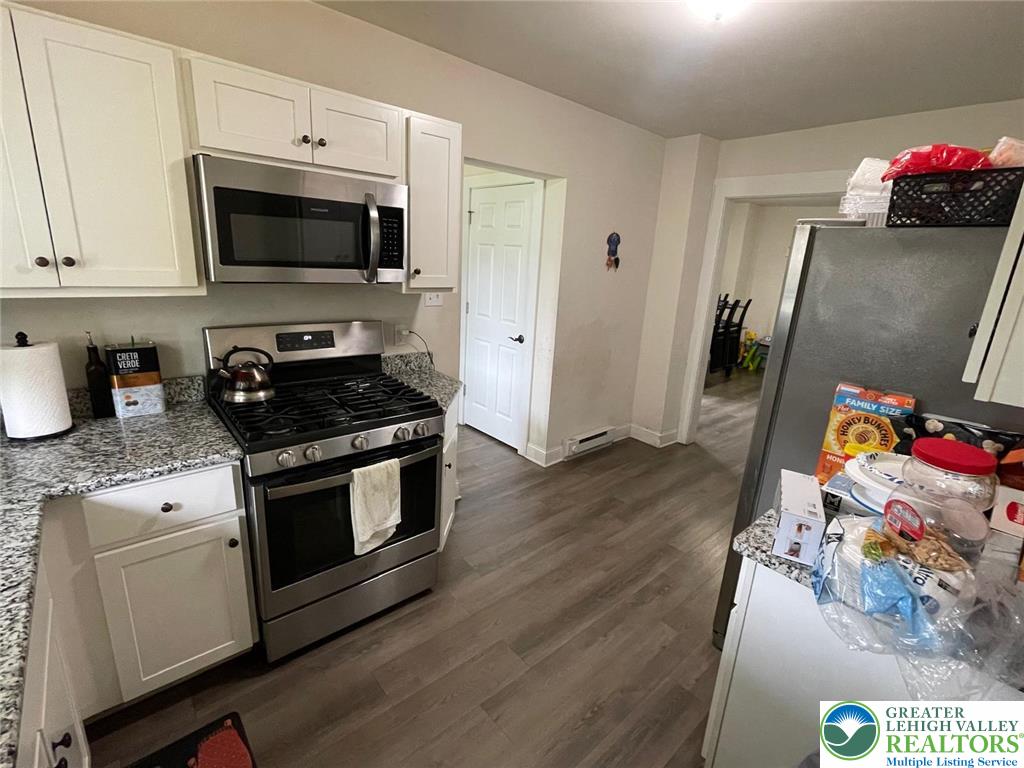1316 Ferry Street Property Photo 8