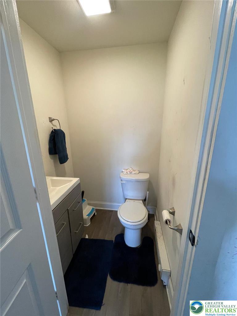 1316 Ferry Street Property Photo 9