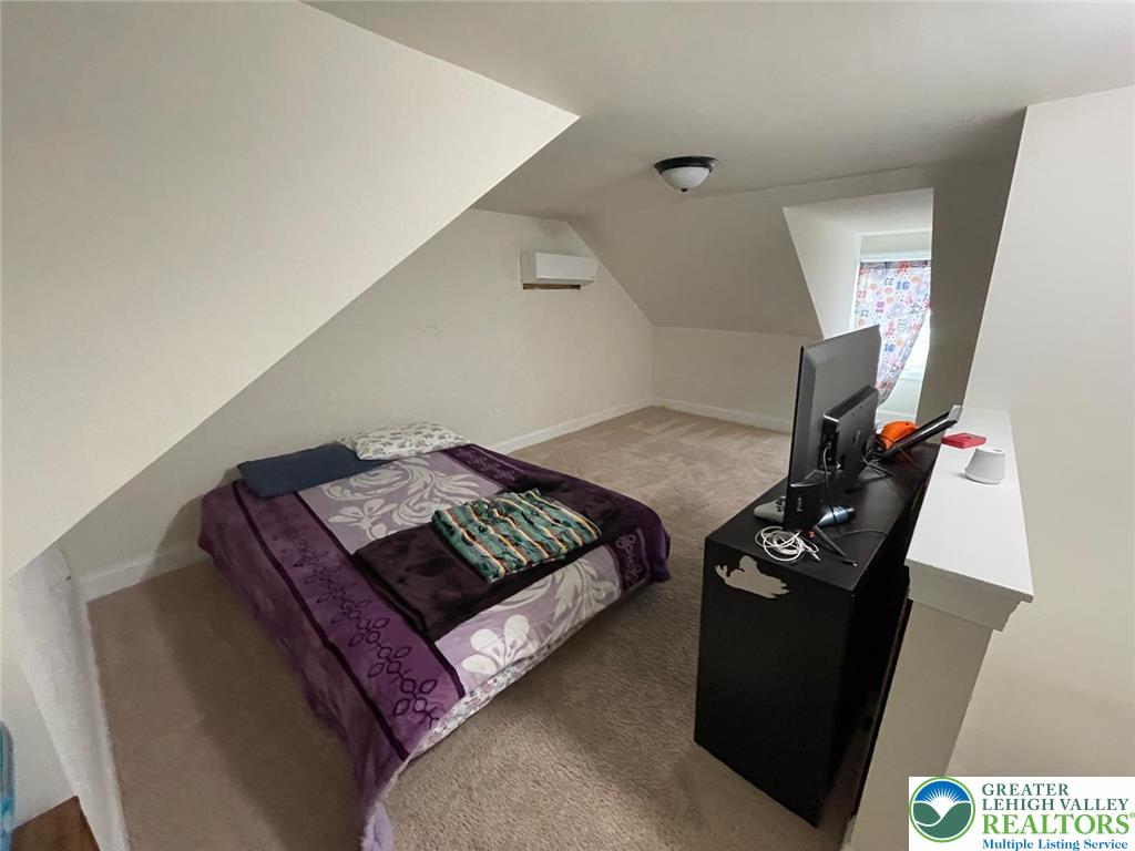 1316 Ferry Street Property Photo 15