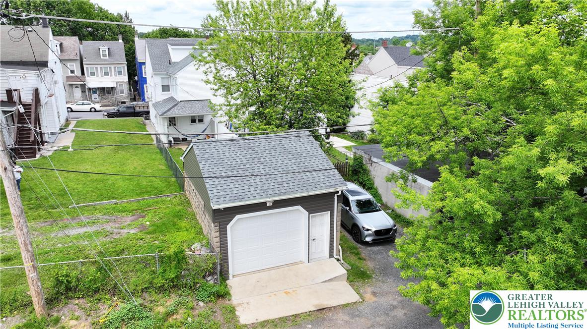 1316 Ferry Street Property Photo 24