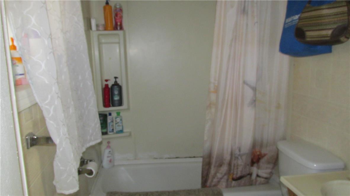 679 Northampton Street Property Photo 9