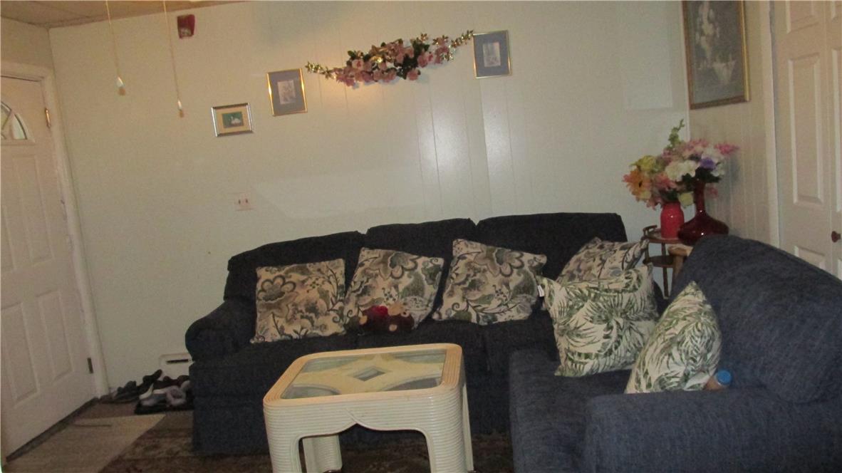 679 Northampton Street Property Photo 10