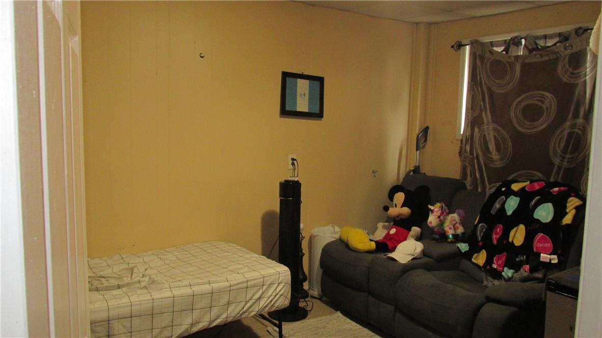 679 Northampton Street Property Photo 11
