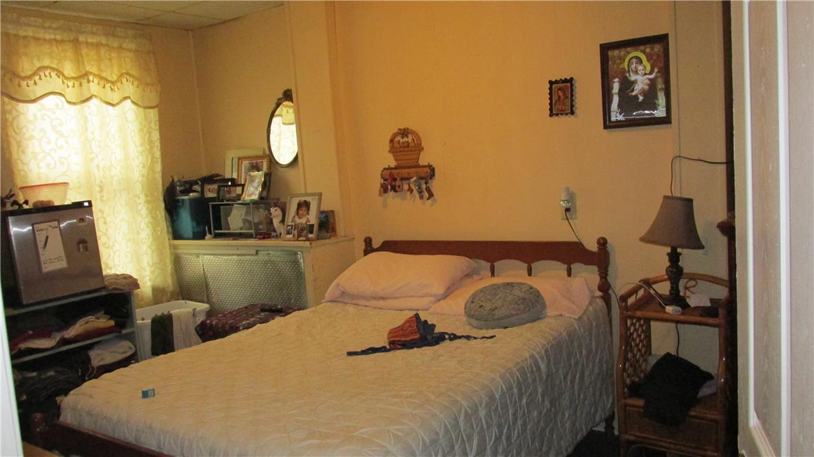 679 Northampton Street Property Photo 14