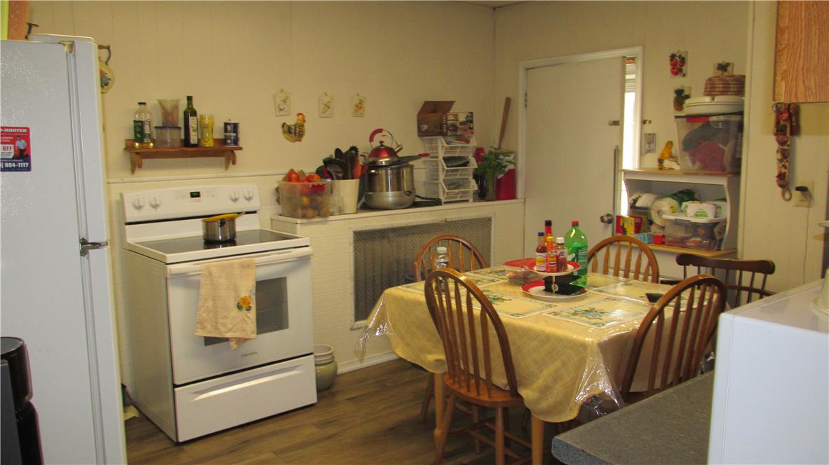 679 Northampton Street Property Photo 16