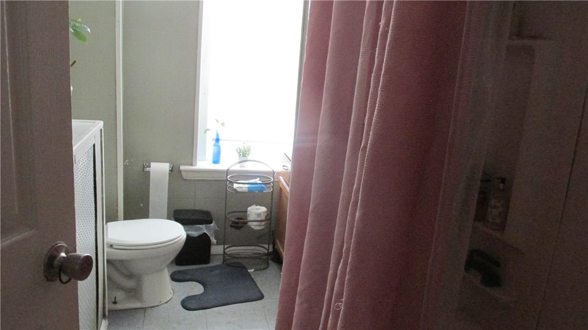 679 Northampton Street Property Photo 19