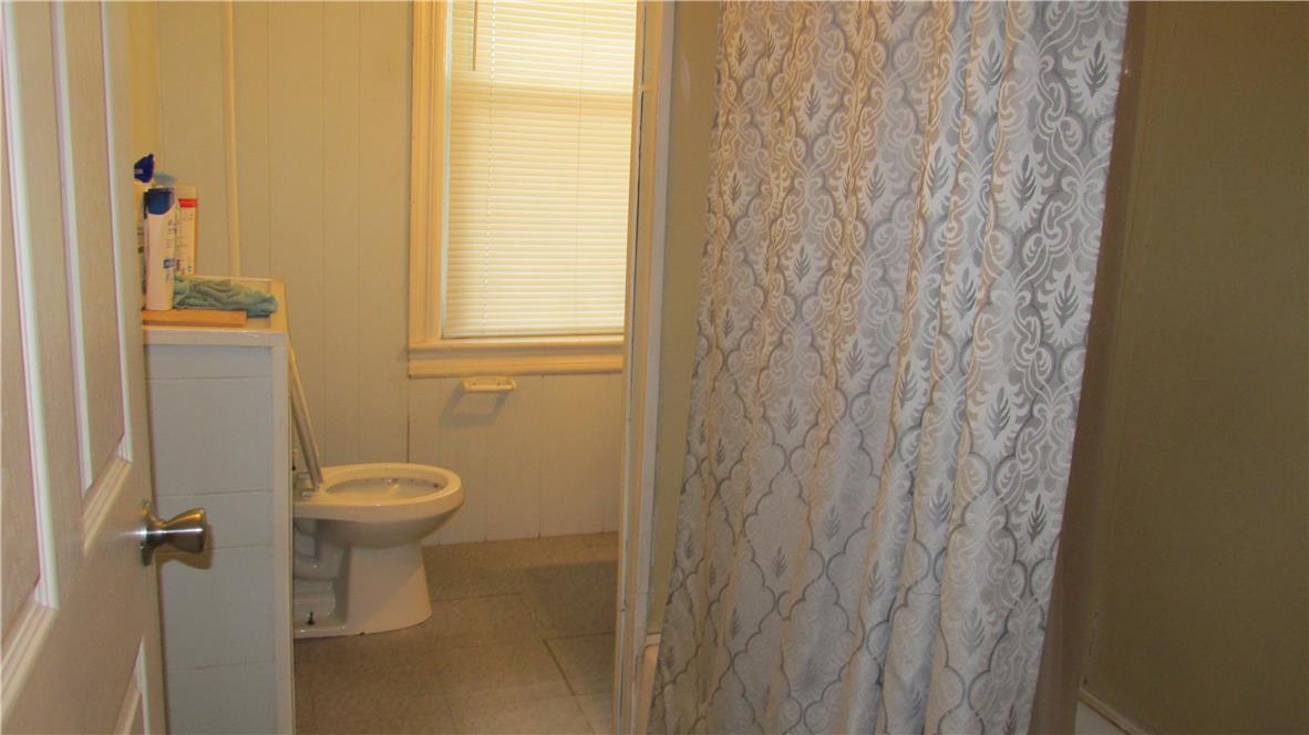 679 Northampton Street Property Photo 25